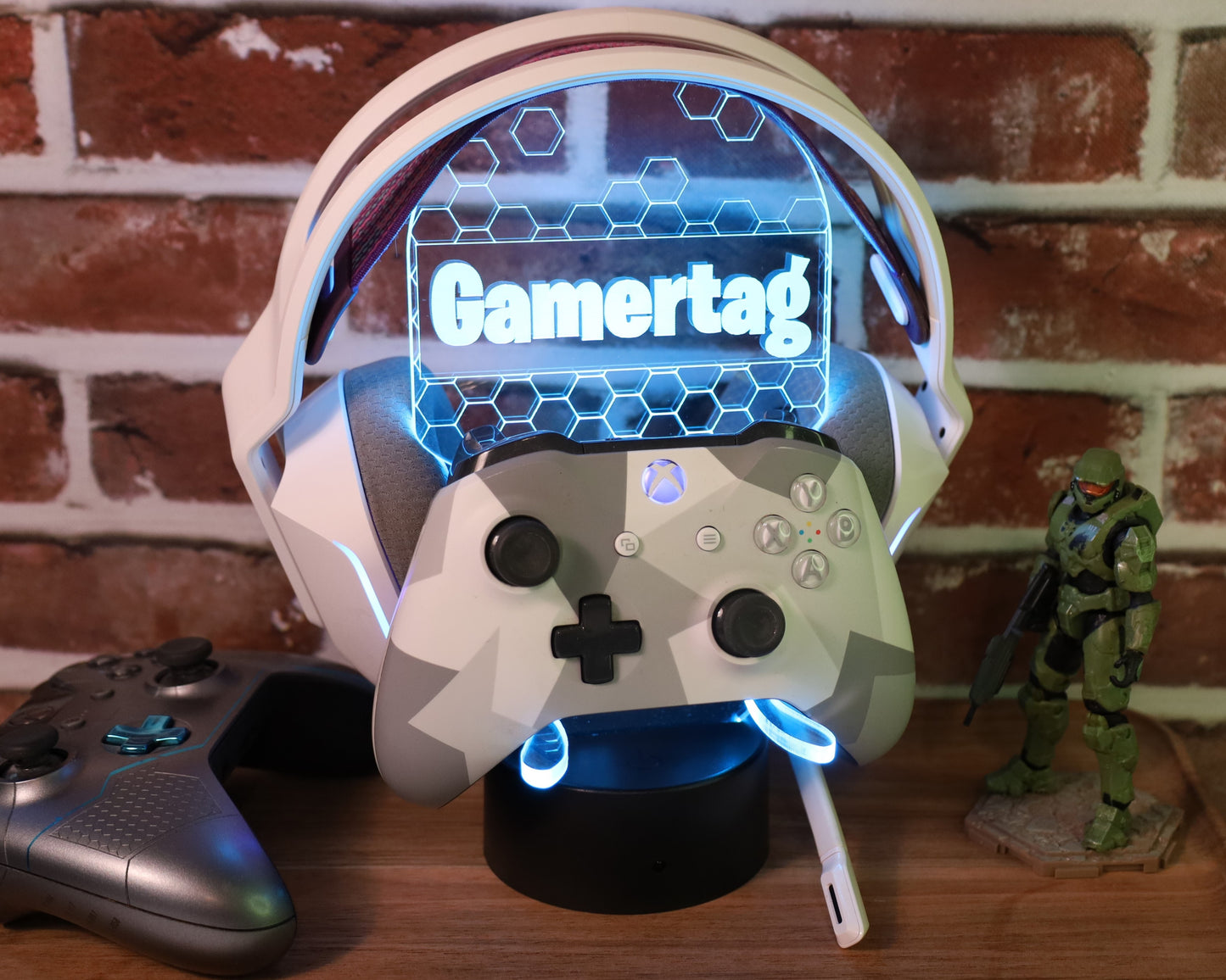 Controller and Headset Stand